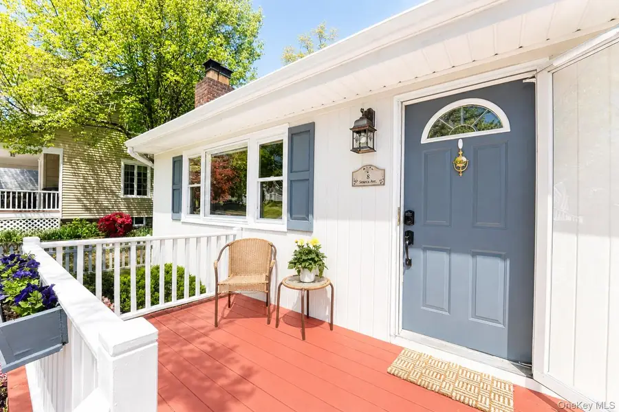 8 Seneca Avenue, White Plains, NY 10603 - #2