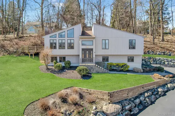 9 Summer Court, Nanuet, NY 10954