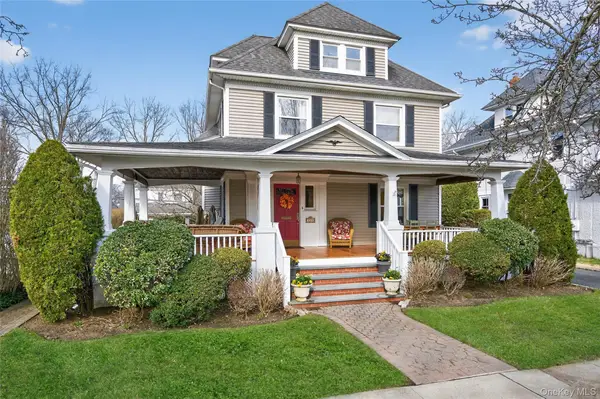 114 Roosevelt Street, Garden City, NY 11530