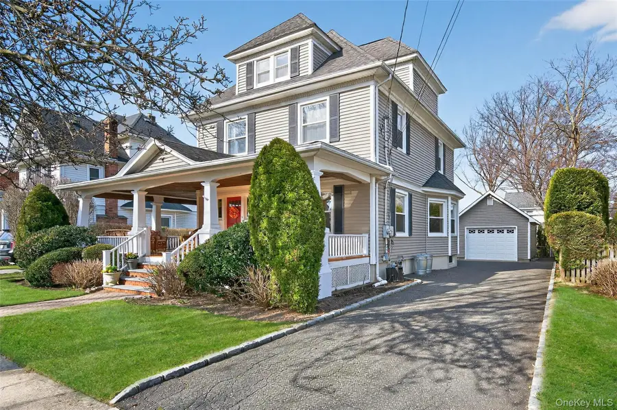 114 Roosevelt Street, Garden City, NY 11530 - #2