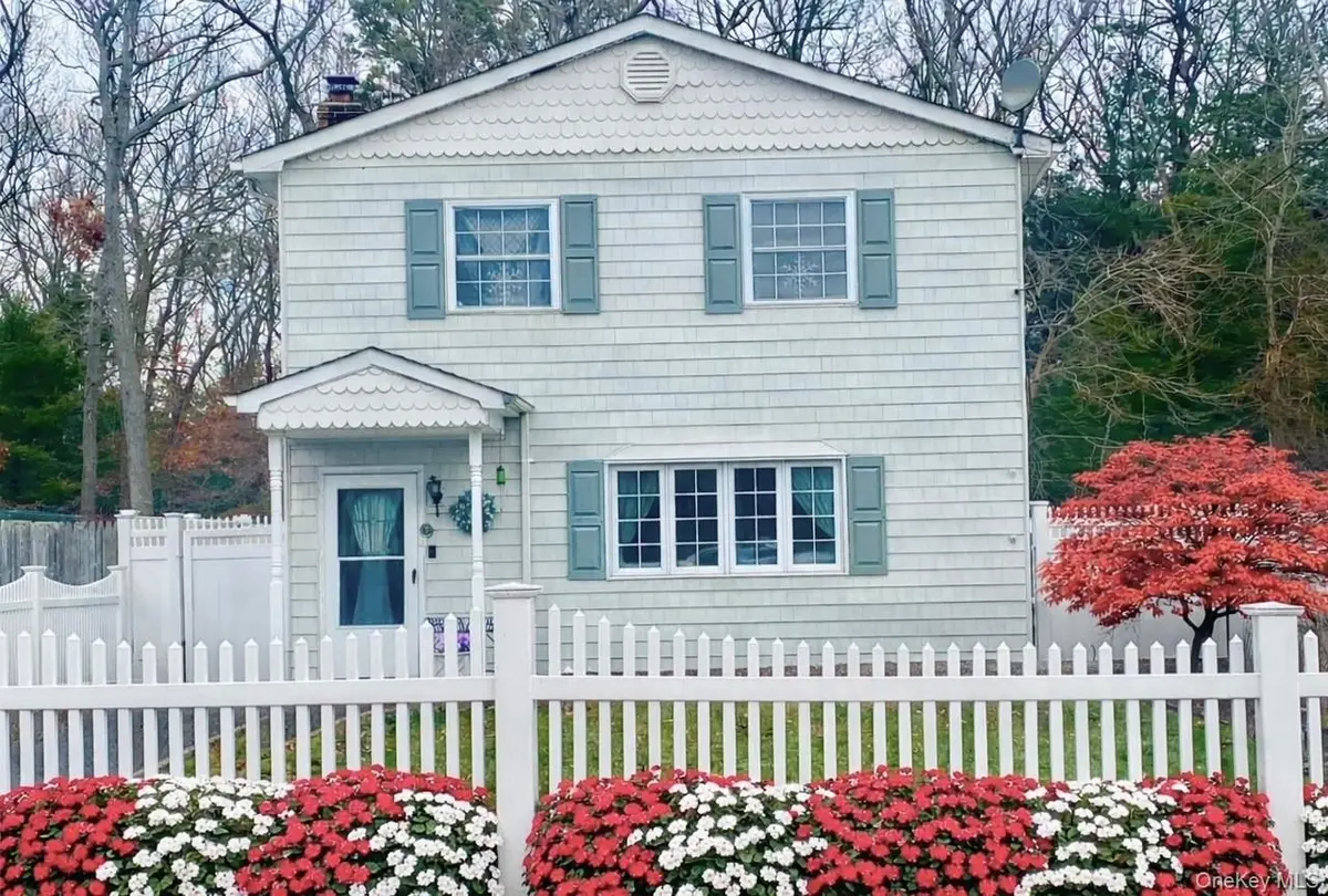 171 Pauline Street, Holbrook, NY 11741 - #1