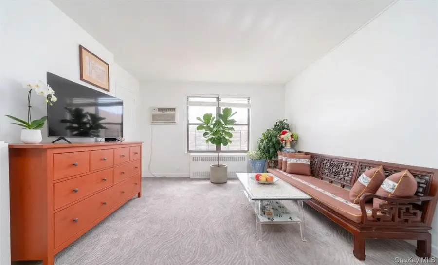 19637 69th Avenue #2F, Fresh Meadows, NY 11365 - #3