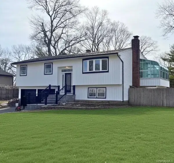 8 Alpine Street, Port Jefferson Station, NY 11776