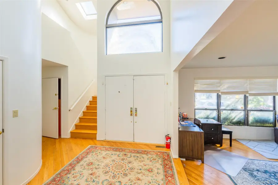 17 Princeton Drive, Syosset, NY 11791 - #3