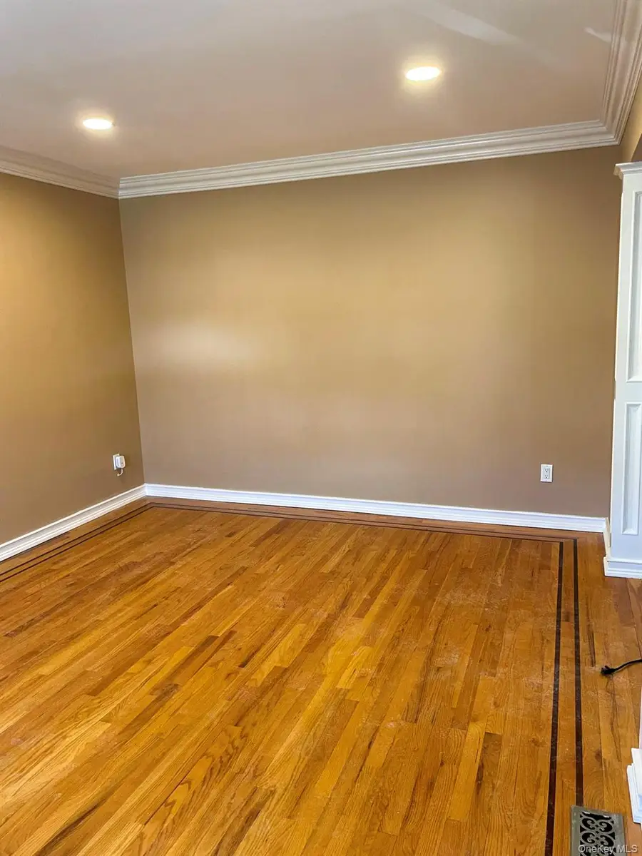 267 Seidman Place, Franklin Square, NY 11010 - #3