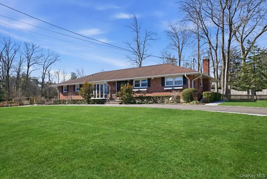 125 Highland Road, Glen Cove, NY 11542 - #3