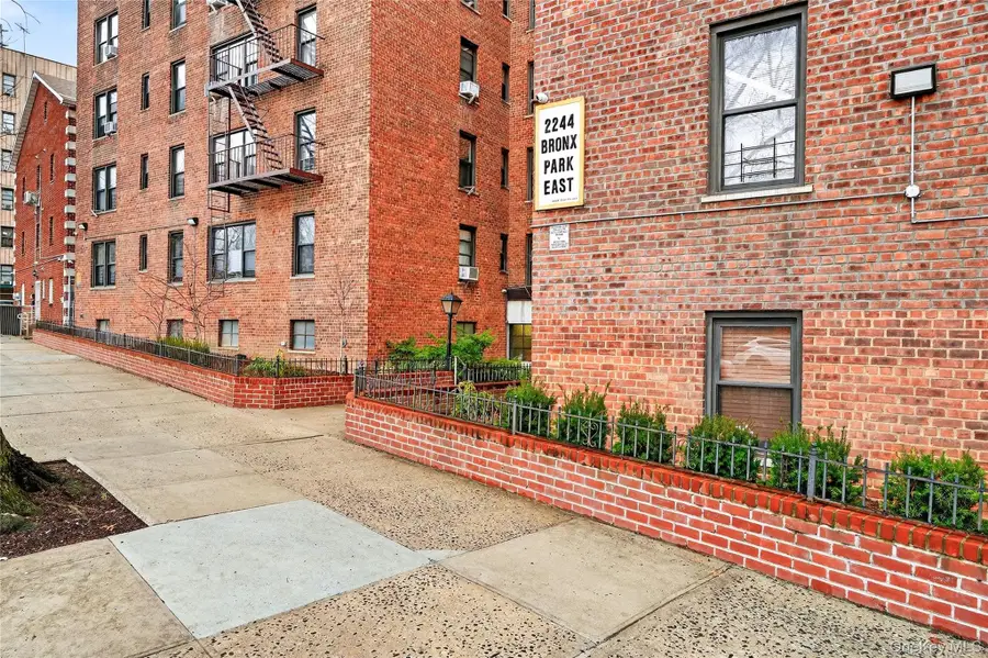 2244 Bronx Park E #5A, Bronx, NY 10467 - #3