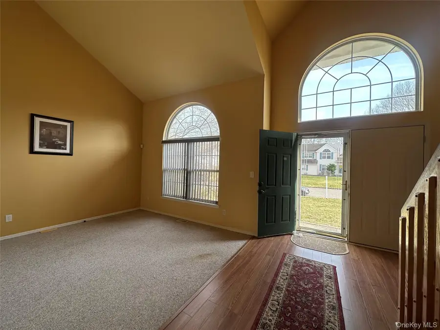 1 Daylilly Court, Middle Island, NY 11953 - #2