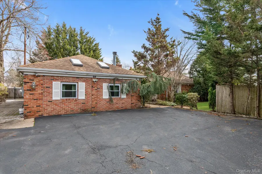 84 Horton Place, Syosset, NY 11791 - #3