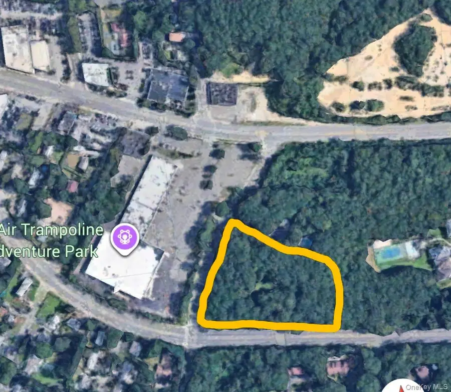 684 Old Country Road, Huntington Station, NY 11746 - #2