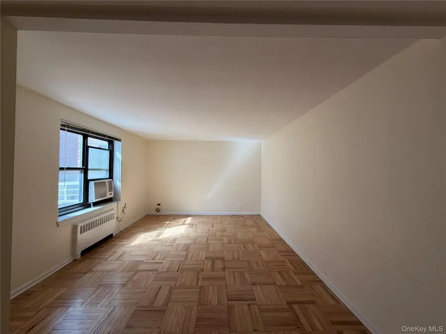 32-22 91 Street #106, East Elmhurst, NY 11369 - #3