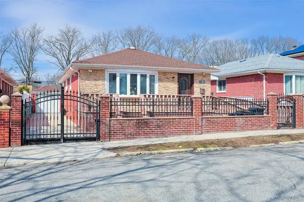 22447 76th Road, Oakland Gardens, NY 11364