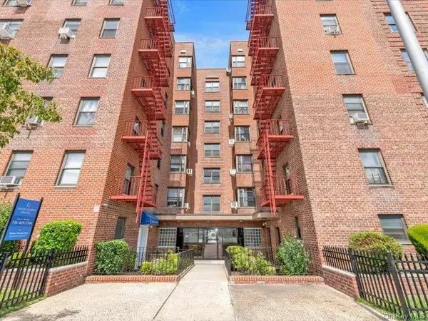 88-09 Northern Blvd #505, East Elmhurst, NY 11369