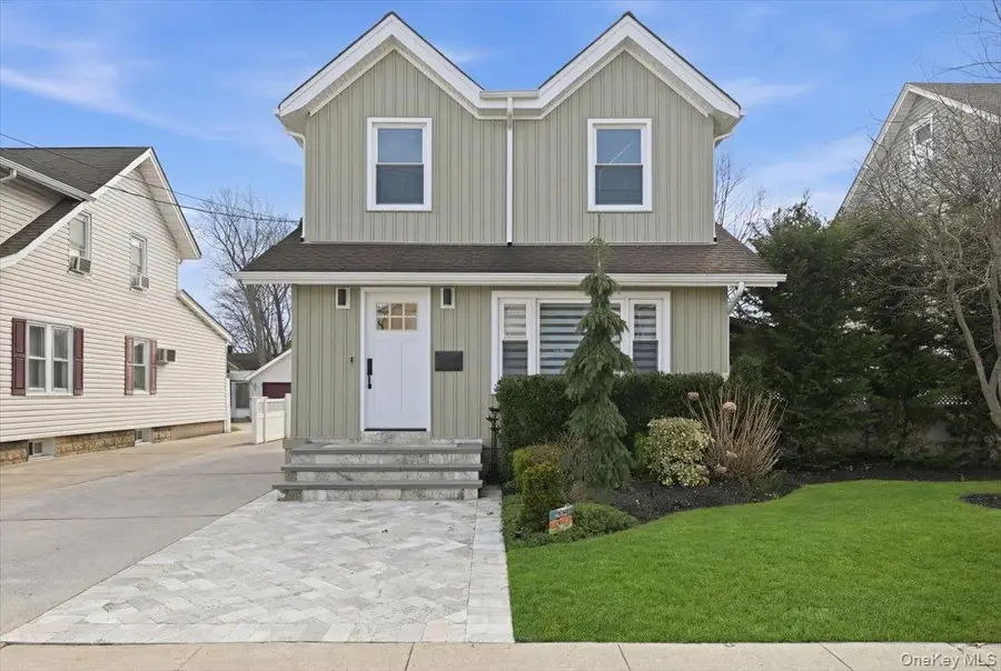 98 Vincent Place, Lynbrook, NY 11563 - #2