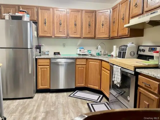 112 Birchwood Road, Coram, NY 11727 - #3