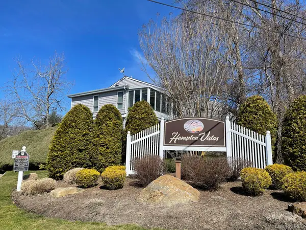 46 Vista Drive S, Manorville, NY 11949