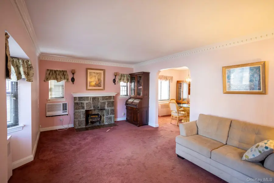 76-14 173rd Street, Fresh Meadows, NY 11366 - #2