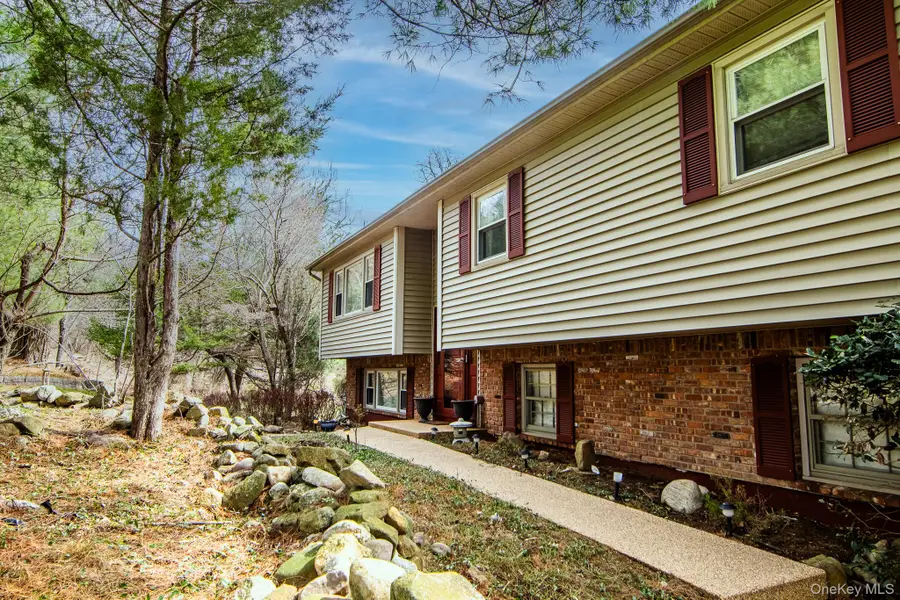 284 Ridge Road, New City, NY 10956 - #2