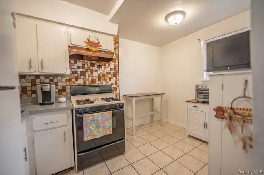 264 Throgs Neck Boulevard, Bronx, NY 10465 - #3