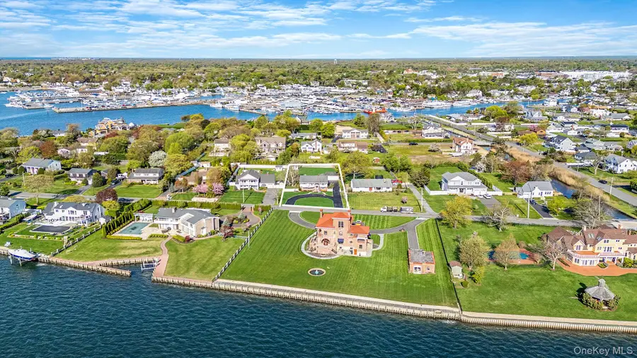 146 Awixa Avenue, Bay Shore, NY 11706 - #3