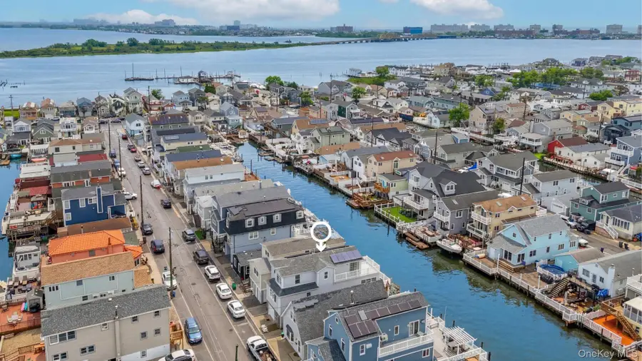 40 W 13th Road, Broad Channel, NY 11693 - #2