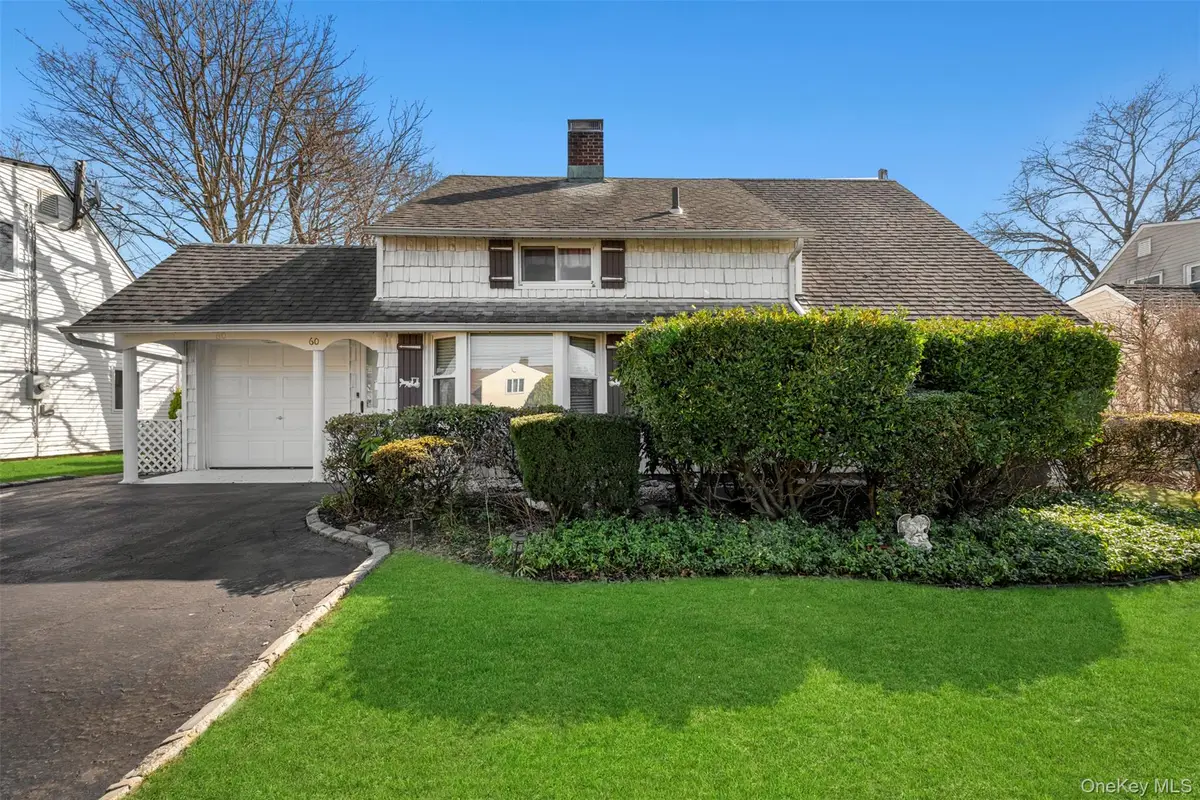 60 Flamingo Road, Levittown, NY 11756 - #1