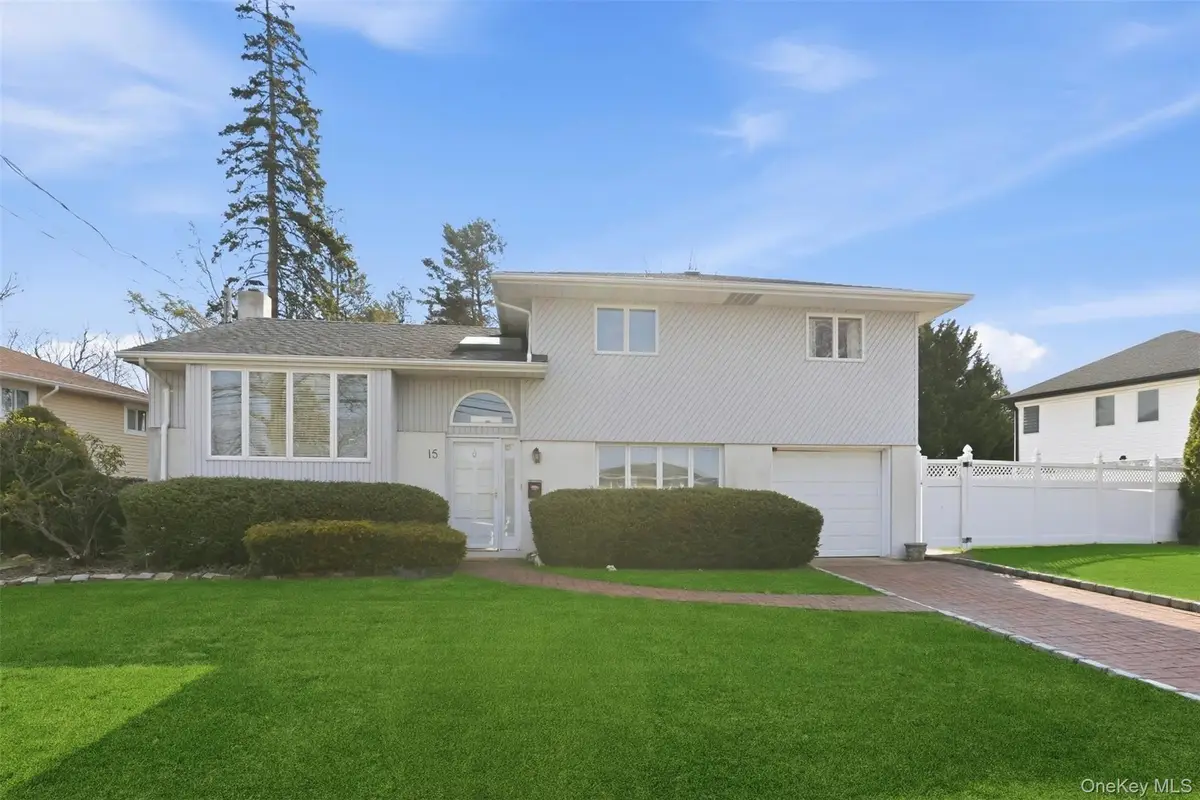 15 5th Place, Syosset, NY 11791 - #1