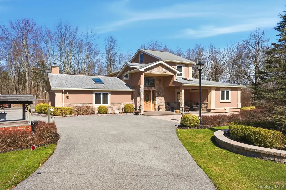 801 Albany Post Road, Gardiner, NY 12525 - #1