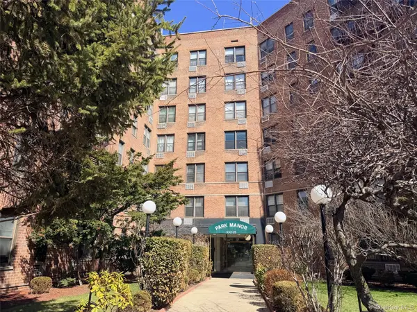 100-25 Queens Boulevard #3JJ, Forest Hills, NY 11375
