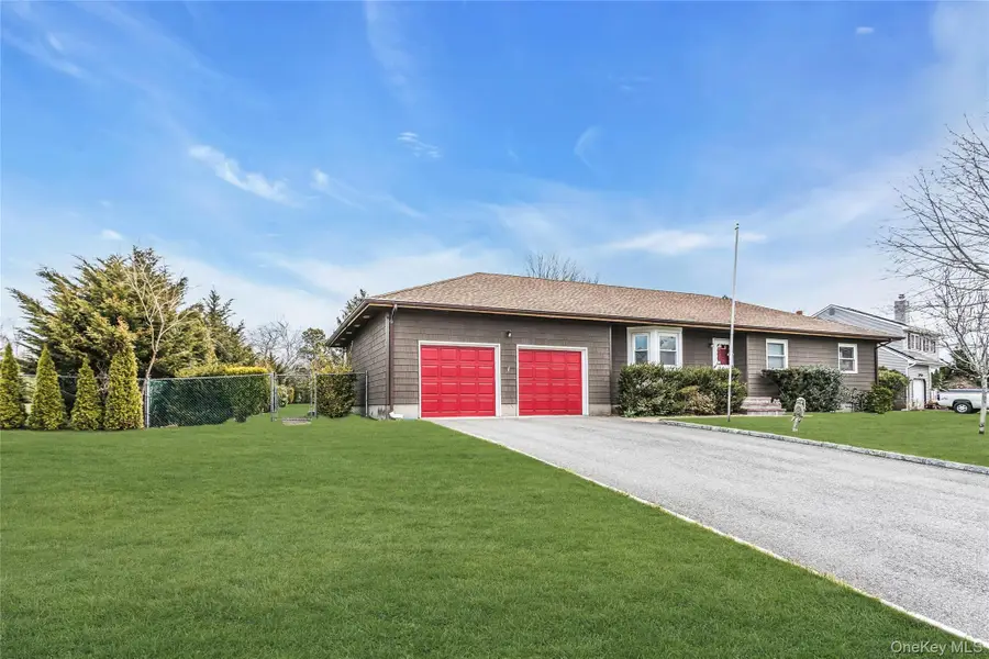 82 Donna Drive, Baiting Hollow, NY 11933 - #3