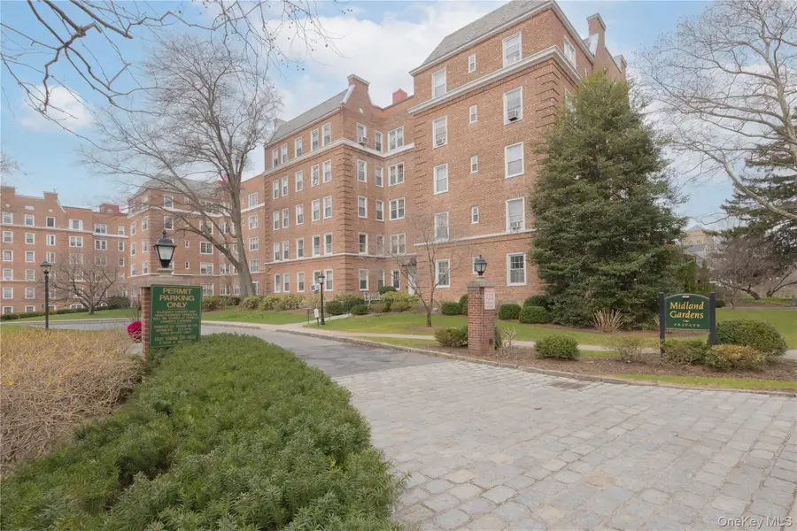 9 Midland Gardens #4A, Bronxville, NY 10708 - #2