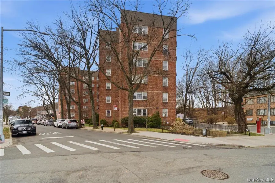 6692 Selfridge Street #4F, Forest Hills, NY 11375 - #3