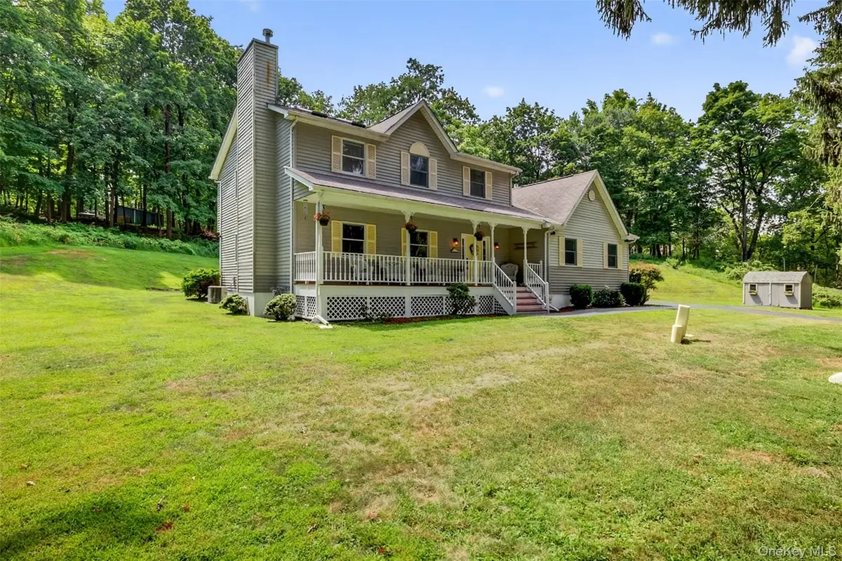 6 Summer Winds Court, Cornwall On Hudson, NY 12520 - #1