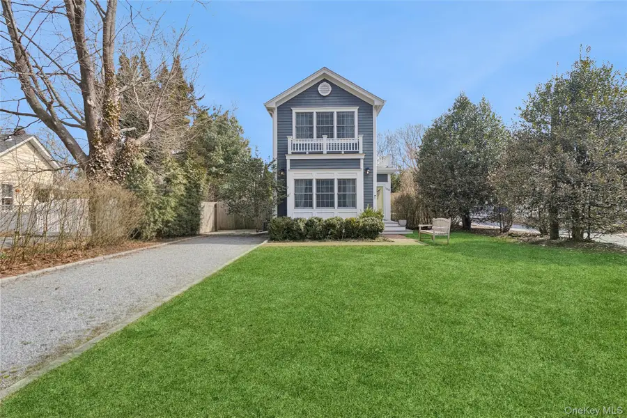 188 S Country Road, Remsenburg, NY 11960 - #2