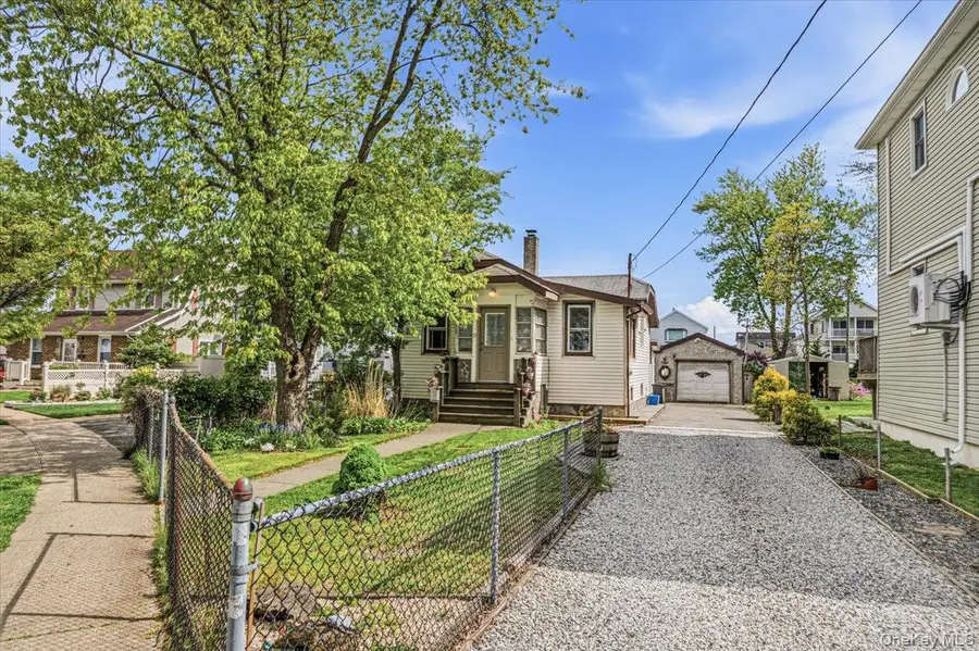 111 Ray Street, Freeport, NY 11520 - #2