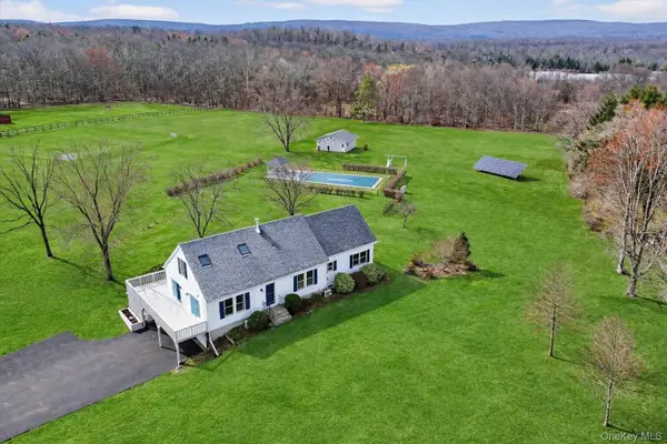 280 Gillespie Street, Pine Bush, NY 12566