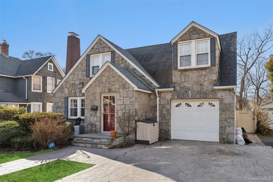 50 Paumanake Avenue, Babylon, NY 11702 - #2