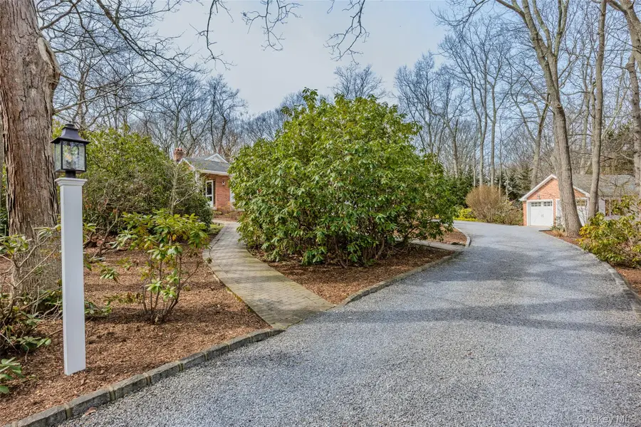 150 Quaker Path, Setauket, NY 11733 - #3