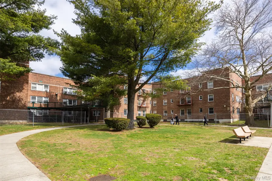 69-12 140th Street #2C, Flushing, NY 11367 - #2