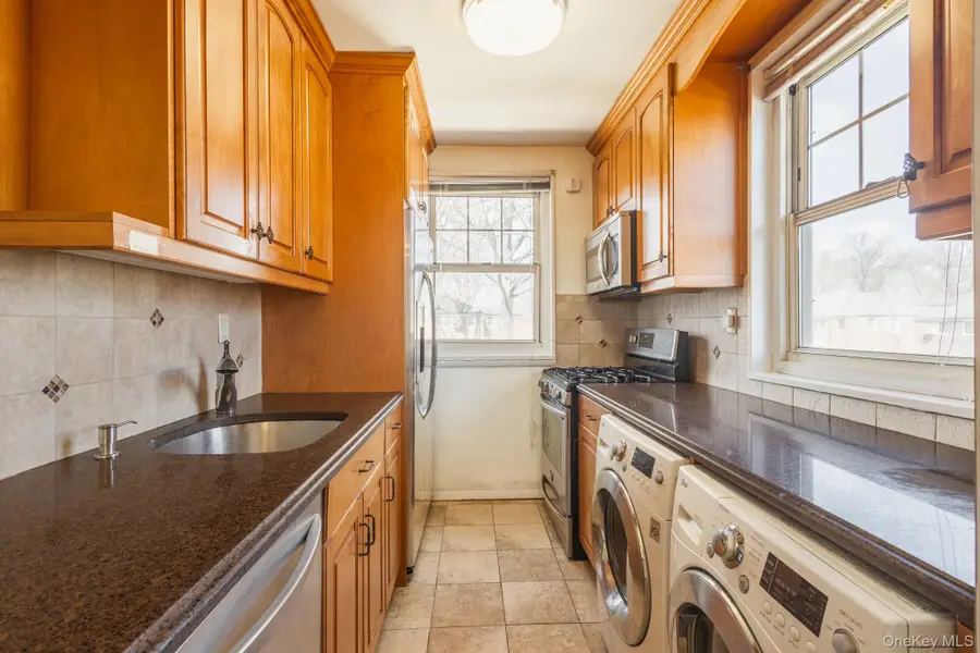 61-28 255th #1016, Little Neck, NY 11362 - #3