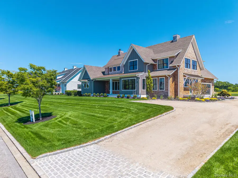 35 Club Drive, Baiting Hollow, NY 11933 - #2