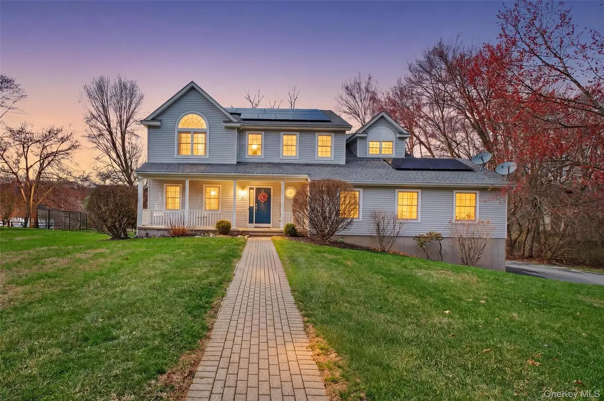 24 Coachlight Drive, Poughkeepsie, NY 12603 - #1