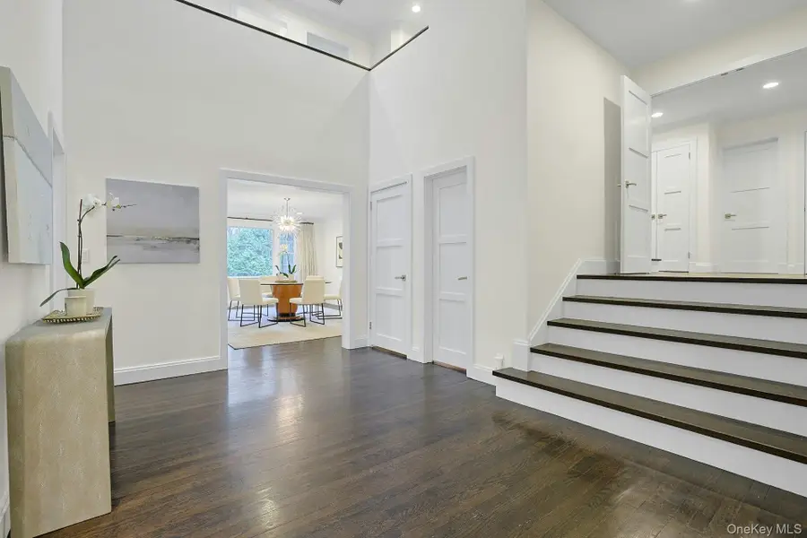 22 Leatherstocking Lane, Scarsdale, NY 10583 - #2