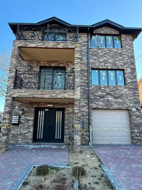 6111 168th Street, Fresh Meadows, NY 11365