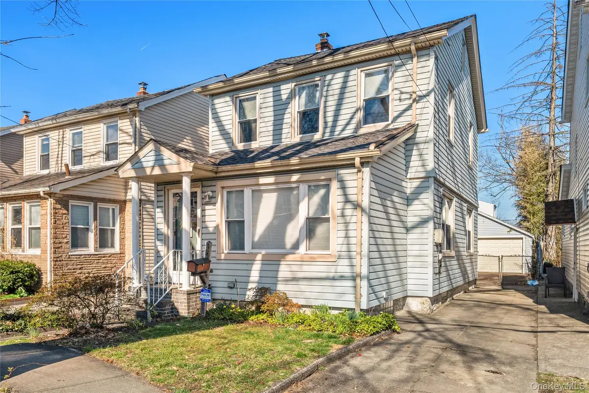 8131 164th Place, Jamaica, NY 11432 - #1