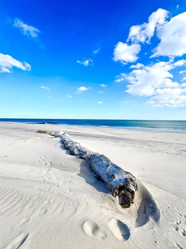 253 Dune #49, Westhampton Beach, NY 11978