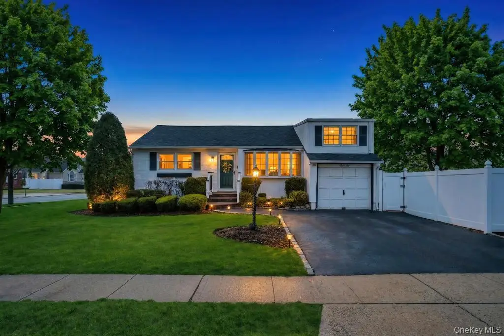 26 Terry Street, Hicksville, NY 11801 - #1