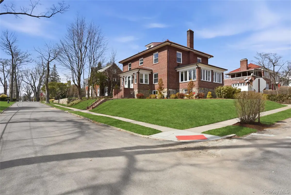 55 Stuyvesant Plaza, Mount Vernon, NY 10552 - #1