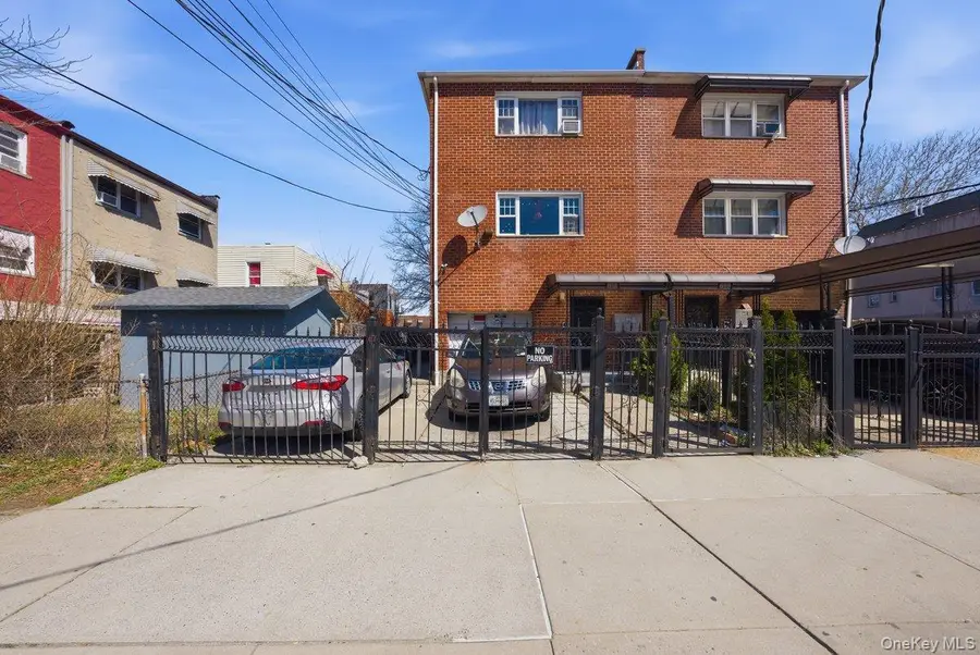 811 E 228th Street, Bronx, NY 10466 - #2