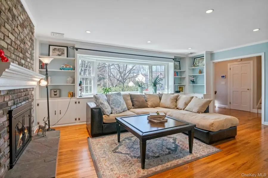 31 Orchard Road, Briarcliff Manor, NY 10510 - #3